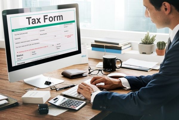 Corporate Tax in UAE: Understanding the 9% Standard Rate and Its Implications